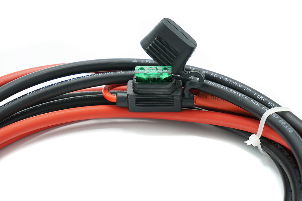 WATTSTUNDE® Sicherungskabel (mit Sicherung 30 A) 2 x 6 mm² M8/Aderendhülse 1,5 m rot/schwarz